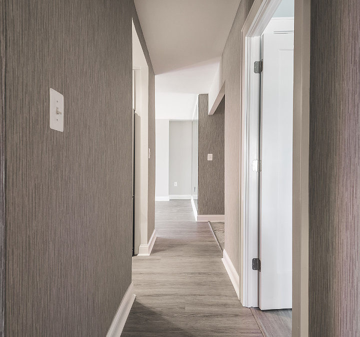 Hallway between Rooms